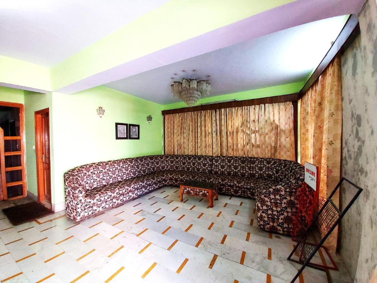 Goroomgo Radha Continental Nainital Exterior photo